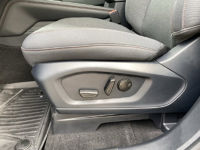 Certified 2025 Ford Explorer Active AWD/4WD image 25