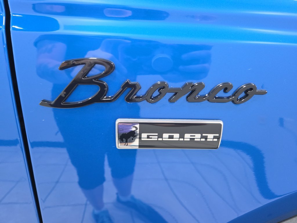 Used 2023 Ford Bronco Outer Banks AWD/4WD image 19