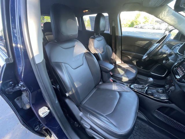 Used 2019 Jeep Compass Limited AWD/4WD image 27
