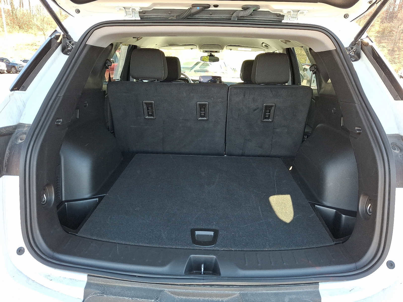 Used 2025 Chevrolet Blazer LT AWD/4WD image 27