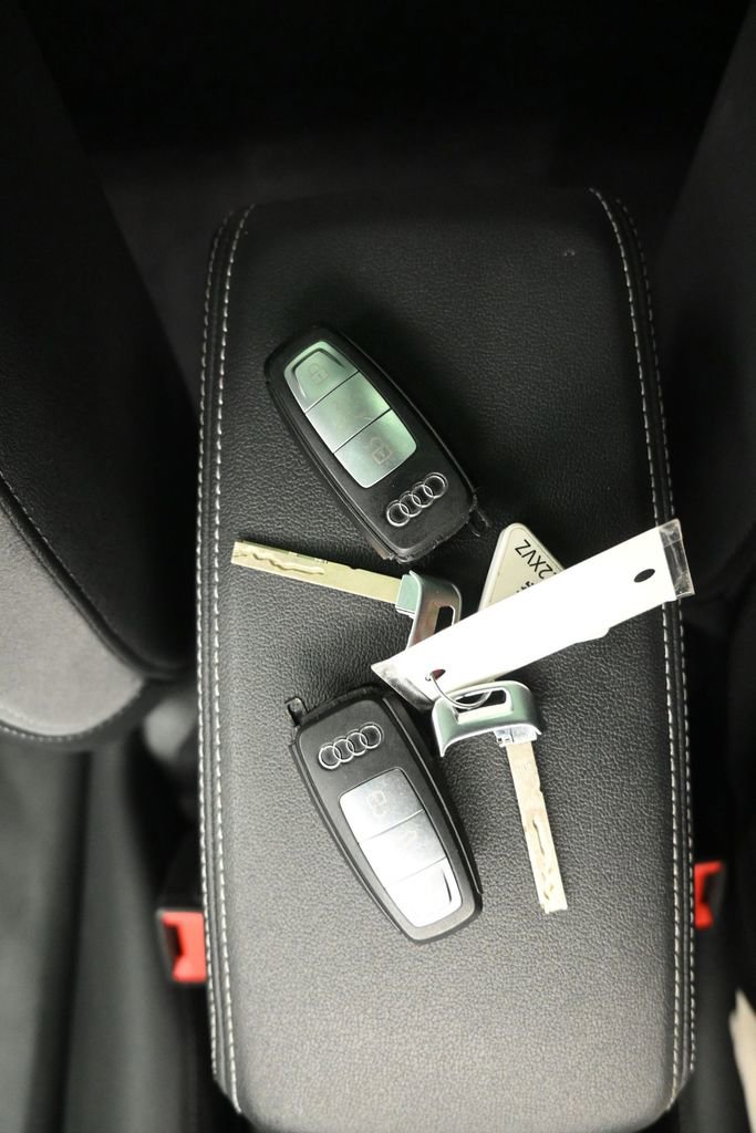 Used 2023 Audi Q4 e-tron Prestige w/ 20" Wheel Package image 16