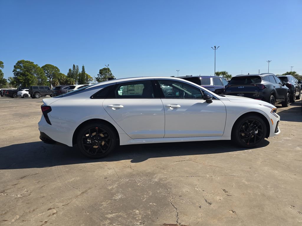 New 2026 Kia K5 GT-Line image 9