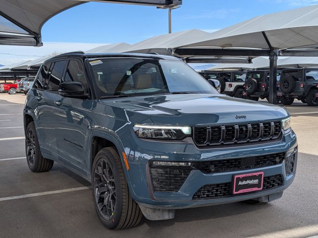 New 2026 Jeep Grand Cherokee Summit w/ Obsidian Package image 6