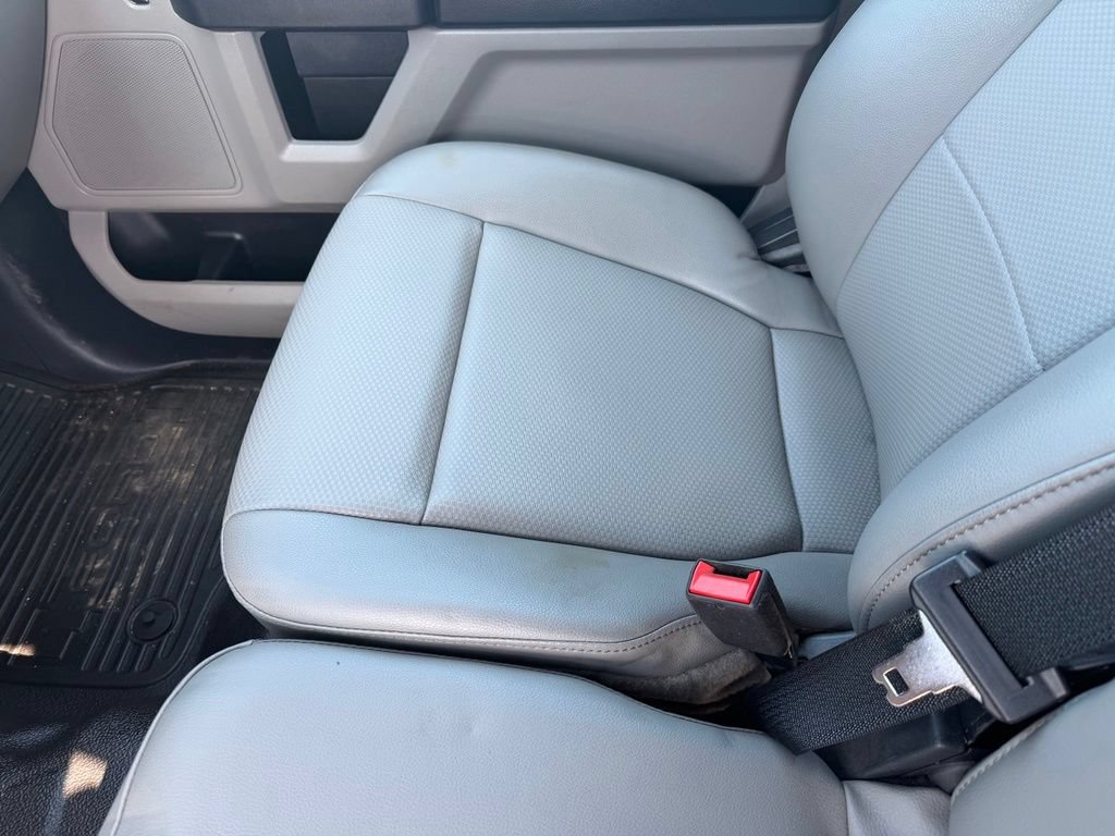 Used 2022 Ford F350 XL w/ Power Equipment Group AWD/4WD image 32
