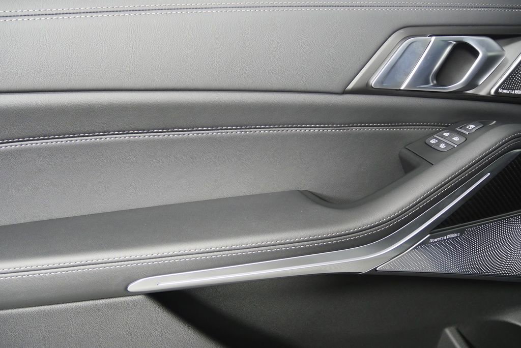 Used 2026 BMW X7 M60i image 14