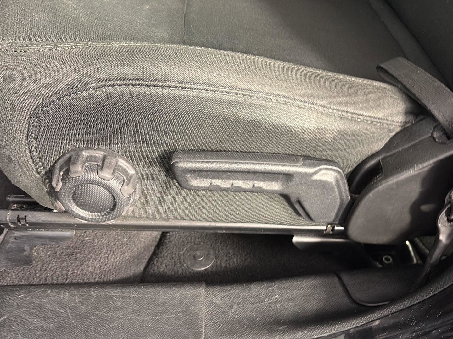 Used 2021 Jeep Wrangler Unlimited Sport image 25