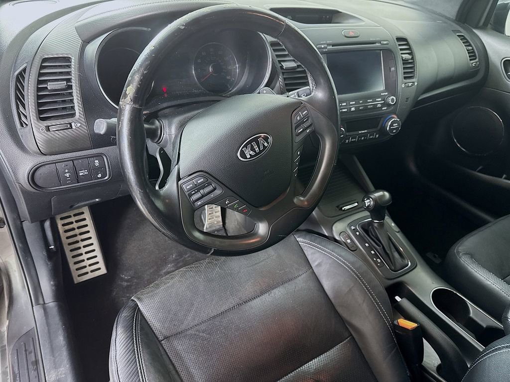 Used 2014 Kia Forte Koup SX w/ SX Premium Package image 9