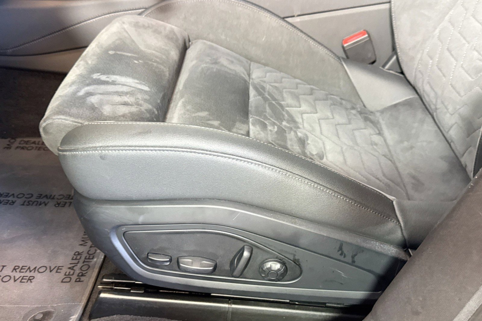 Used 2022 Audi e-tron GT Premium Plus AWD/4WD image 18