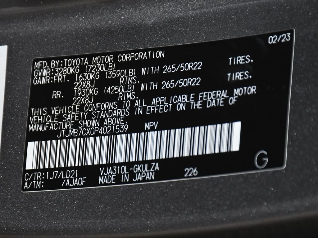 Used 2023 Lexus LX 600 F Sport w/ Accessory Package (Z1) AWD/4WD image 21