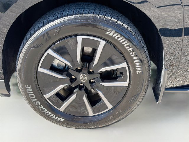 Used 2026 Toyota bZ AWD/4WD image 41