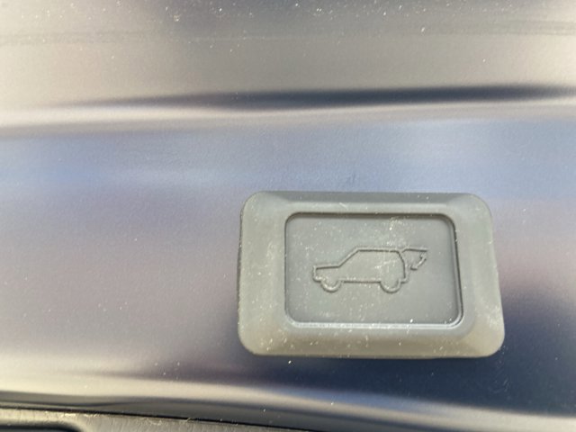 Used 2025 Toyota RAV4 Limited w/ Weather Package AWD/4WD image 38