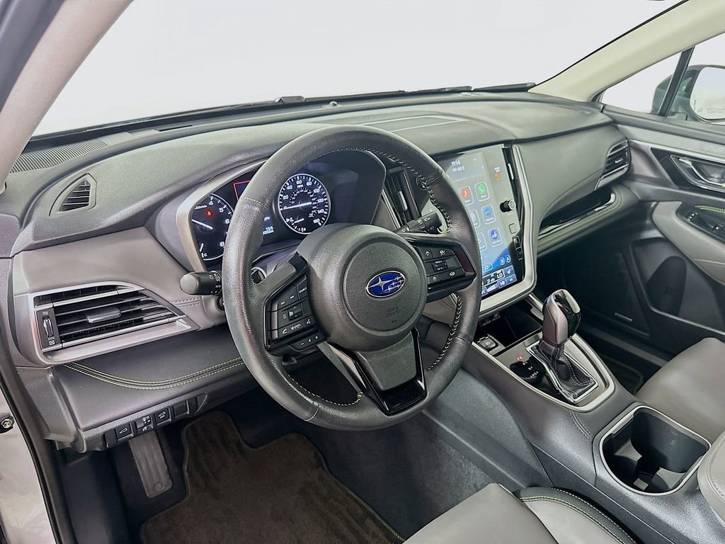 Used 2025 Subaru Outback Onyx Edition image 10