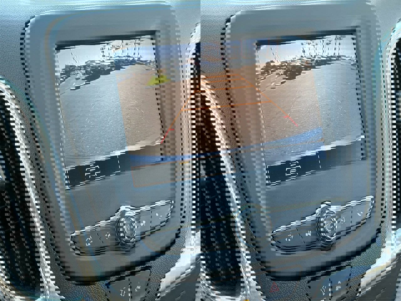 Used 2024 Chevrolet Equinox LS image 27