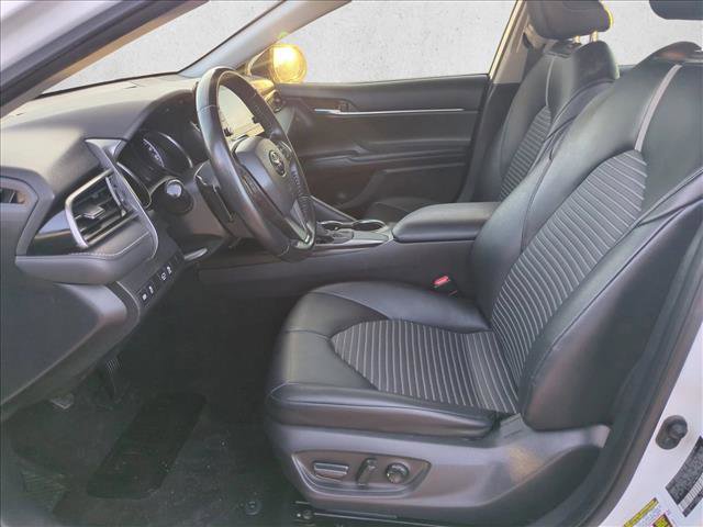 Used 2021 Toyota Camry SE image 16
