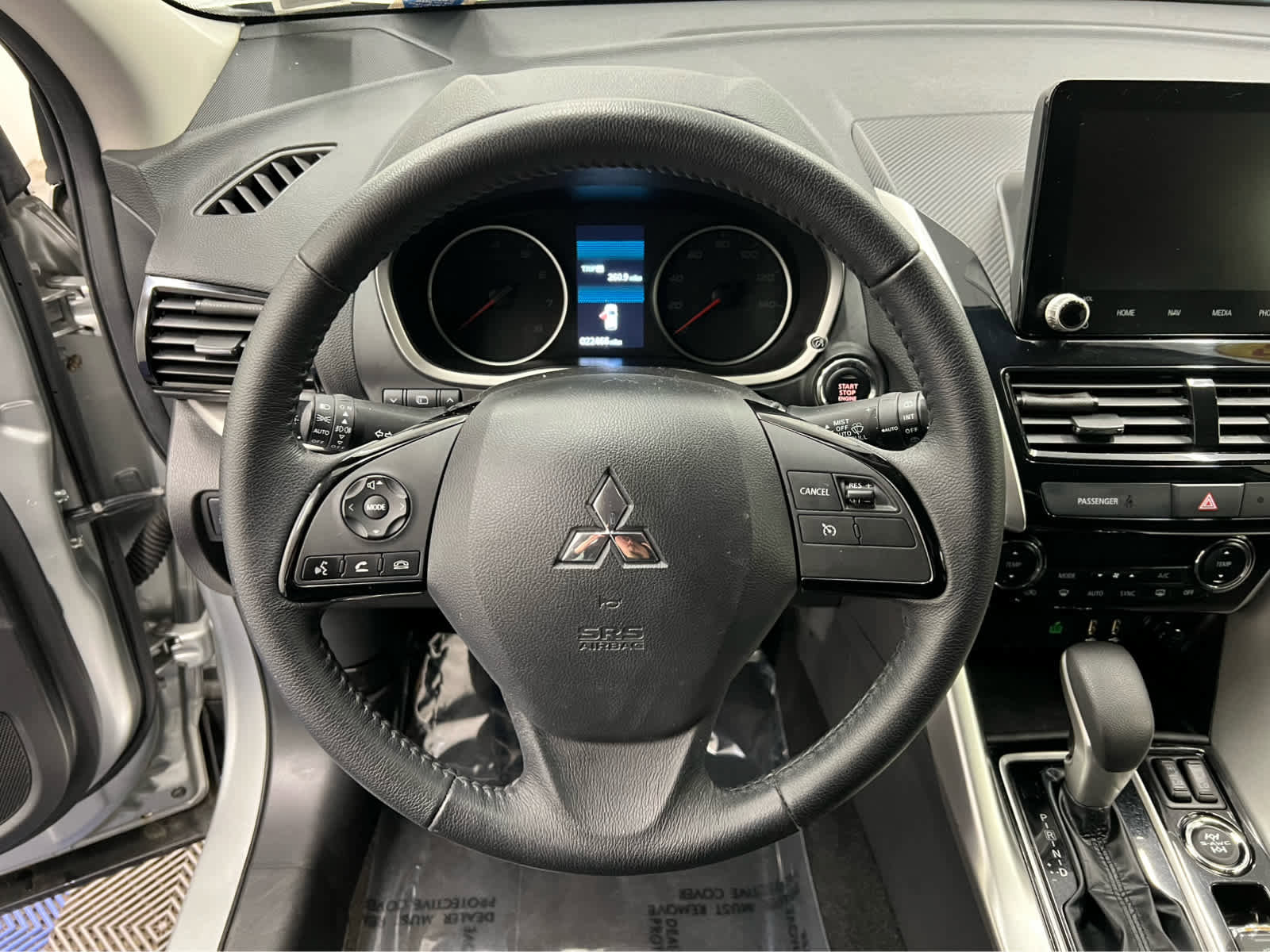 Used 2023 Mitsubishi Eclipse Cross SE image 20