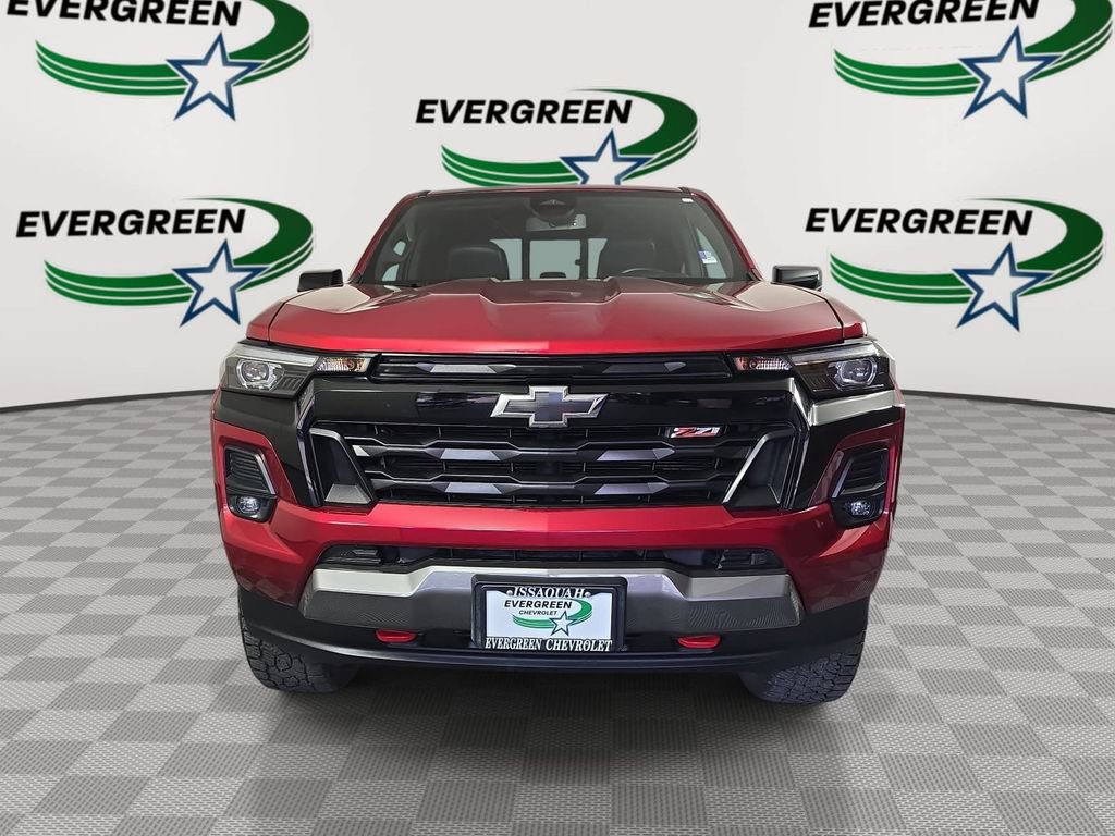 Used 2024 Chevrolet Colorado Z71 w/ Z71 Convenience Package 2 AWD/4WD image 2