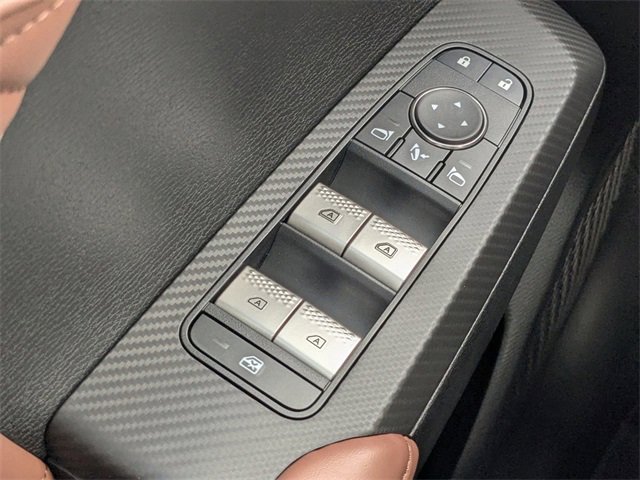 New 2025 Mitsubishi Outlander SEL image 25