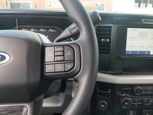 New 2025 Ford F550 2WD Regular Cab Super Duty image 24