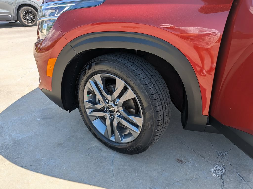 Used 2023 Kia Seltos S FWD image 36