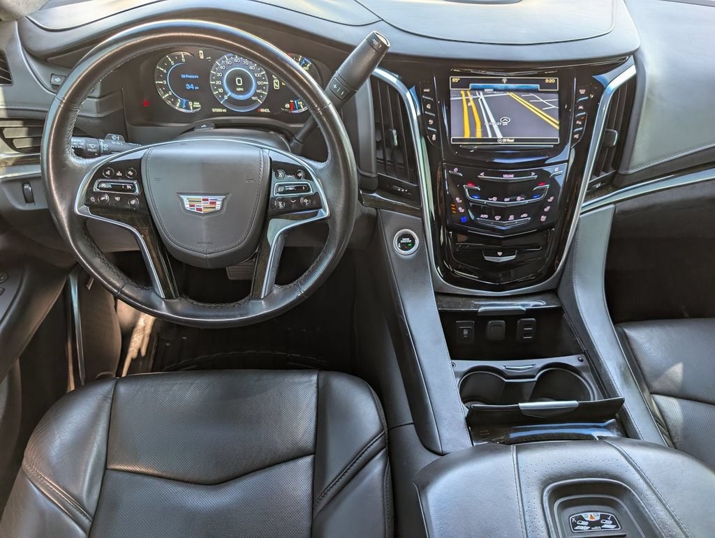 Used 2020 Cadillac Escalade Platinum AWD/4WD image 19