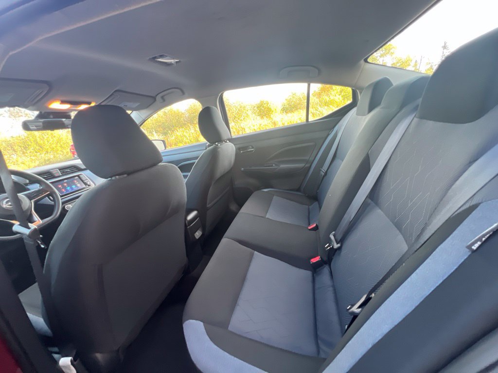 Used 2025 Nissan Versa SV FWD image 10
