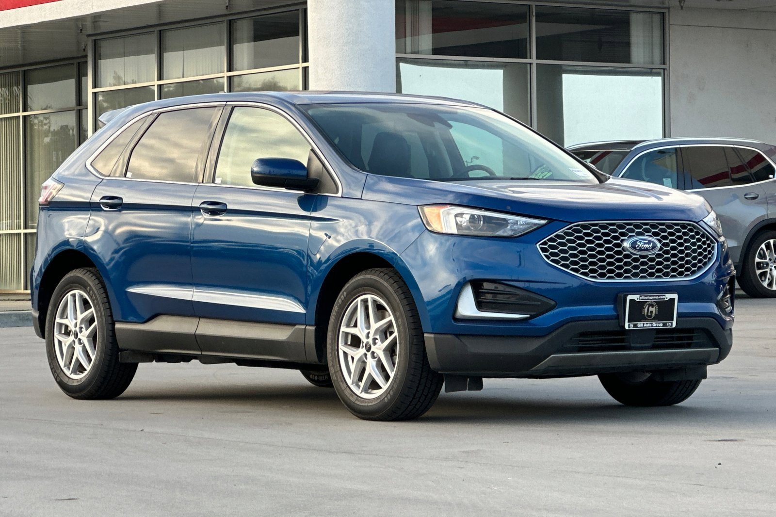 Used 2023 Ford Edge SEL image 8