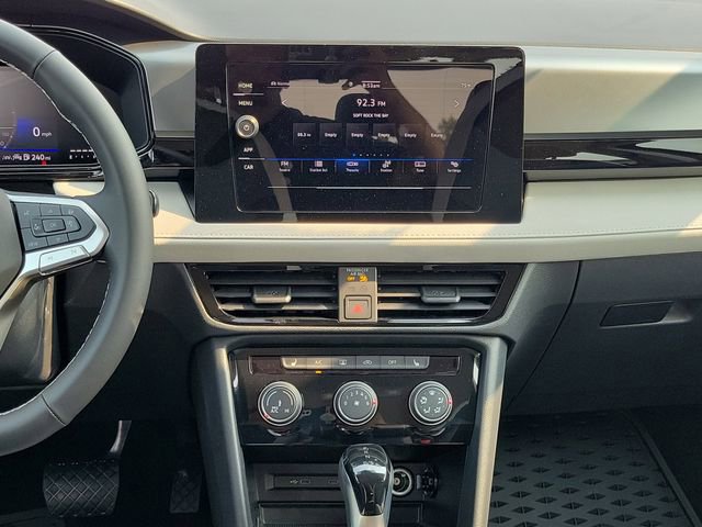 New 2025 Volkswagen Taos S image 21