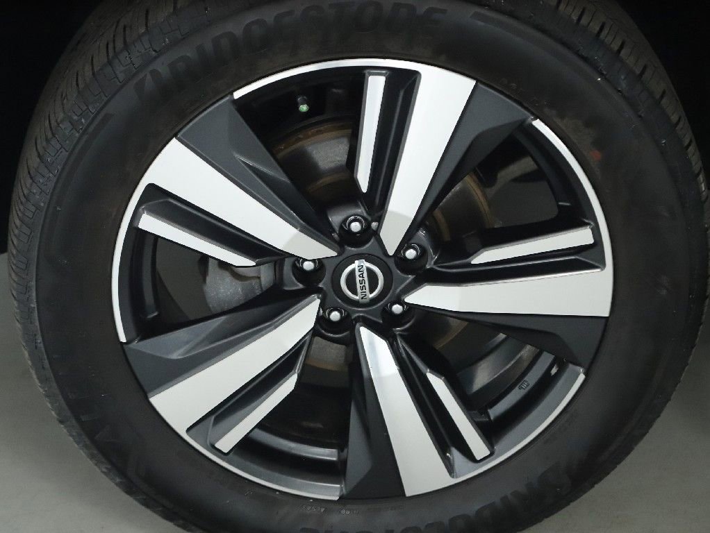 Used 2021 Nissan Rogue Platinum image 38