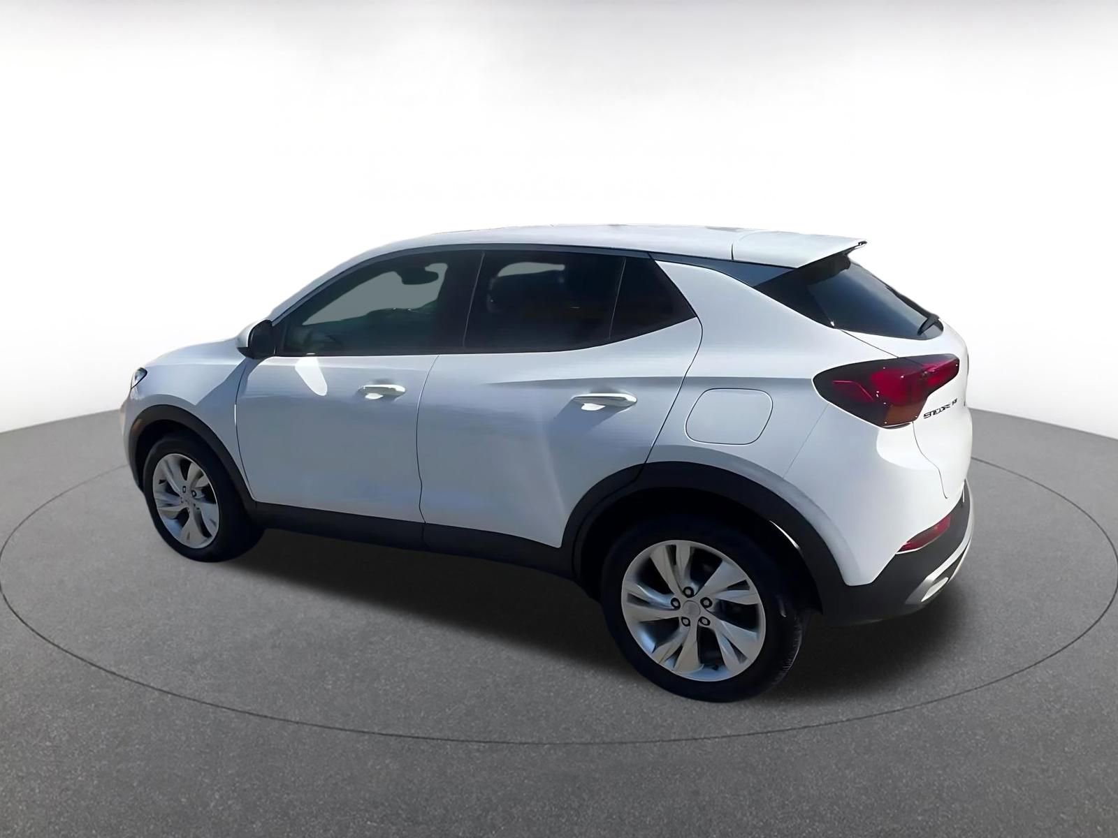 Used 2025 Buick Encore GX Preferred FWD image 10