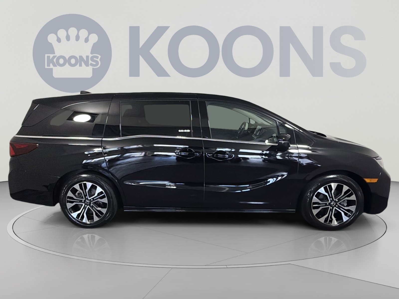 Used 2026 Honda Odyssey Elite image 8