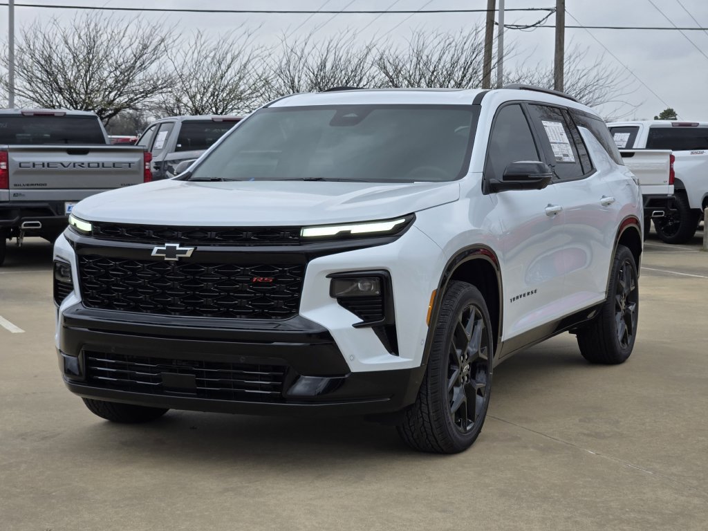 New 2026 Chevrolet Traverse RS w/ LPO, Floor Liner Package FWD image 2