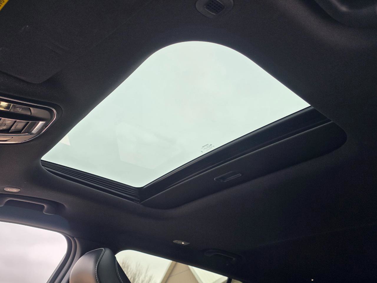 Used 2024 Jeep Grand Cherokee L Altitude image 3