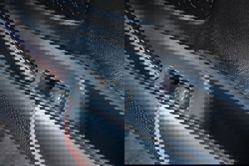 Used 2008 Audi R8 V8 image 39