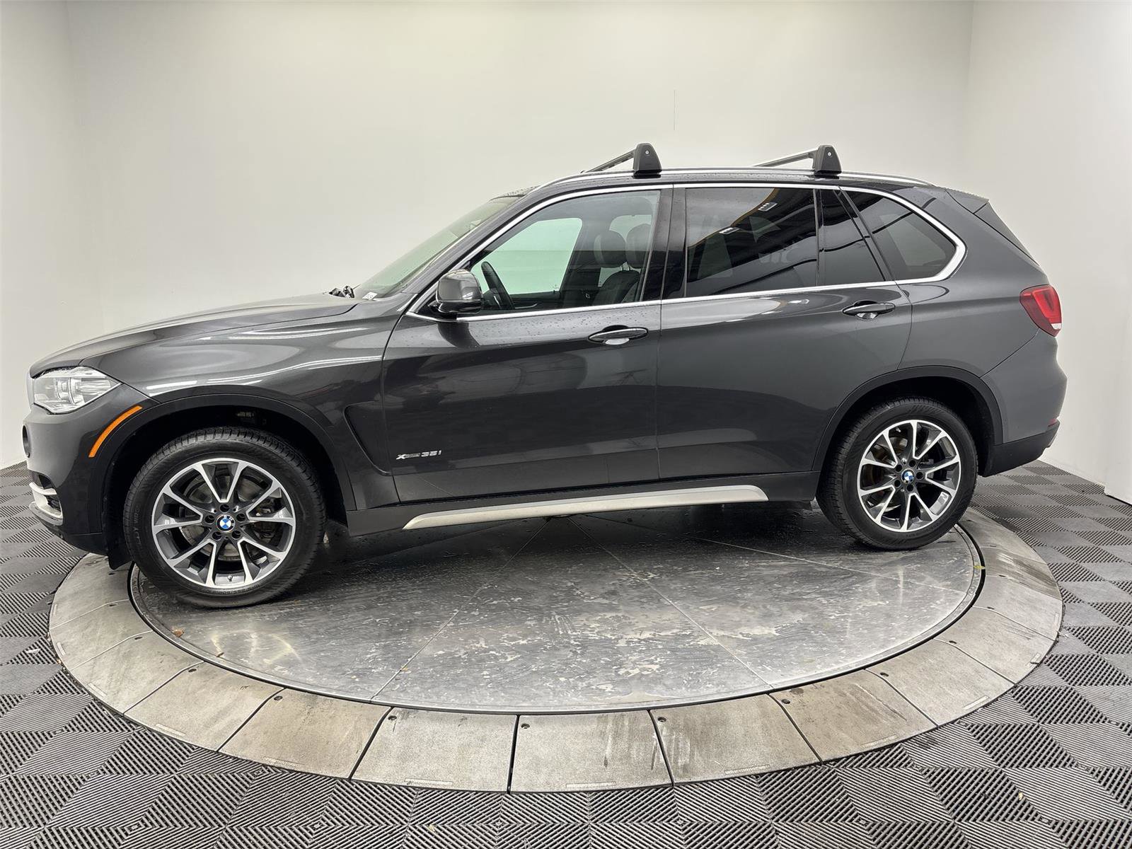 Used 2018 BMW X5 xDrive35i image 16