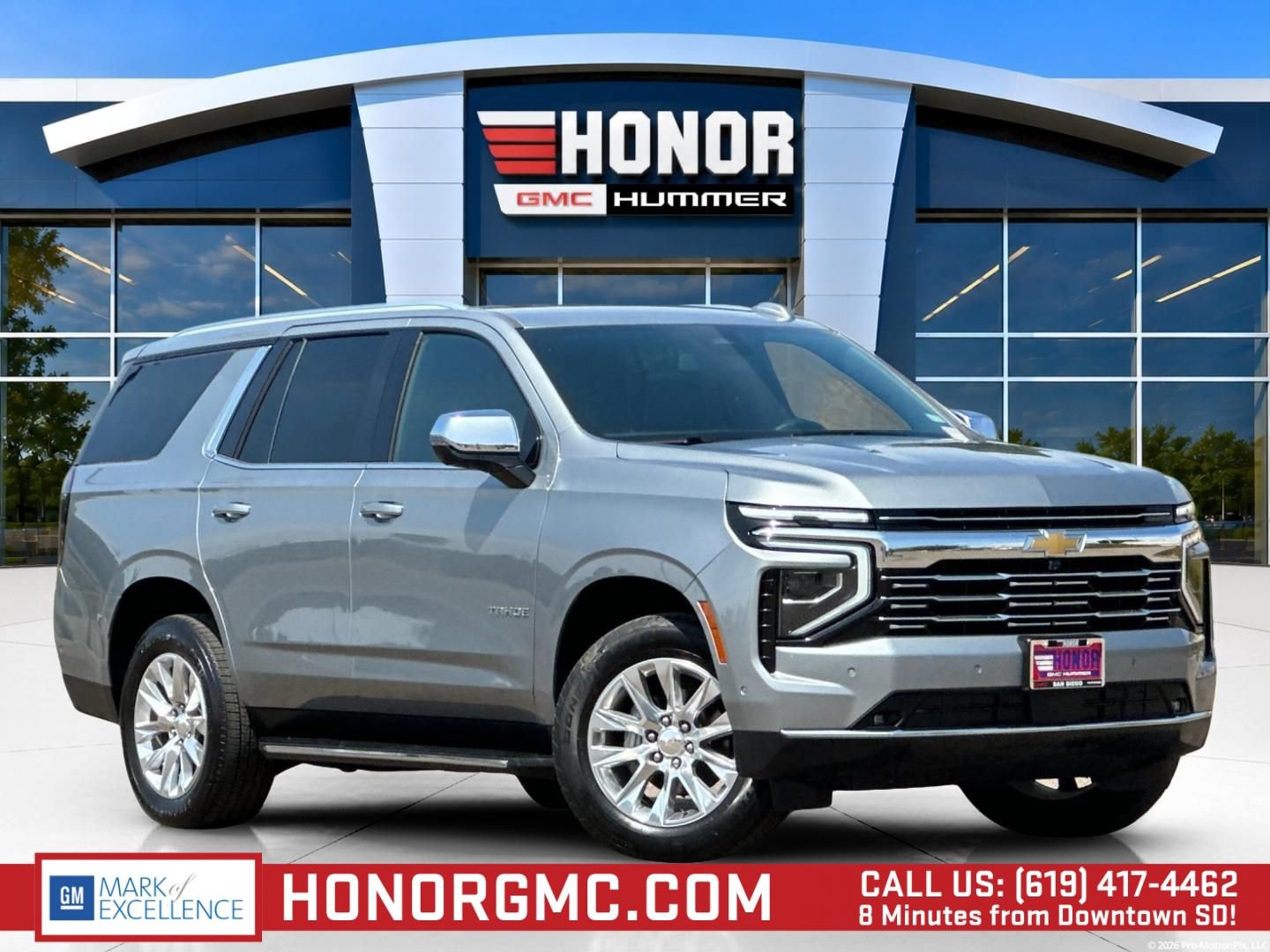 Used 2025 Chevrolet Tahoe Premier RWD image 1