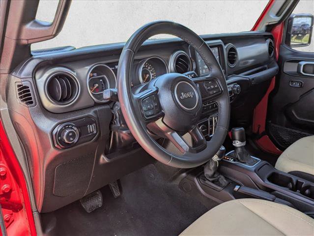 Used 2023 Jeep Gladiator Willys image 8