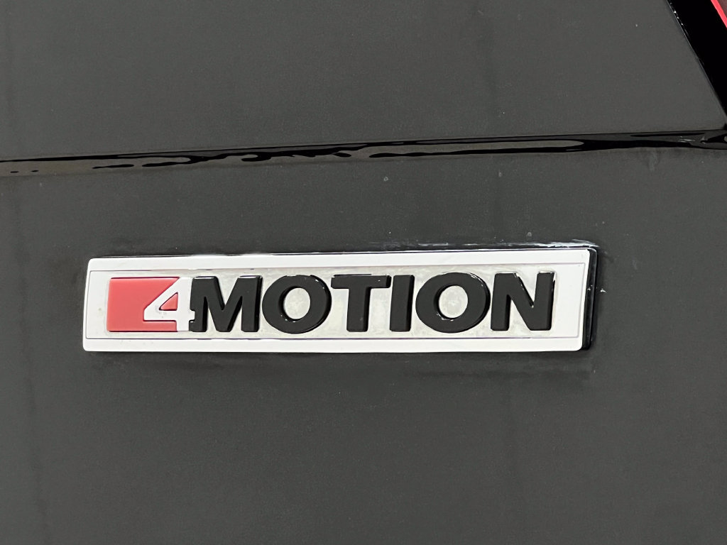 Used 2020 Volkswagen Tiguan SE AWD/4WD image 41