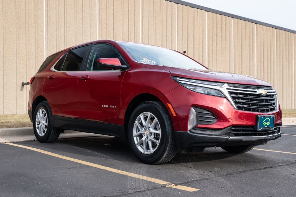 Certified 2023 Chevrolet Equinox LT image 2