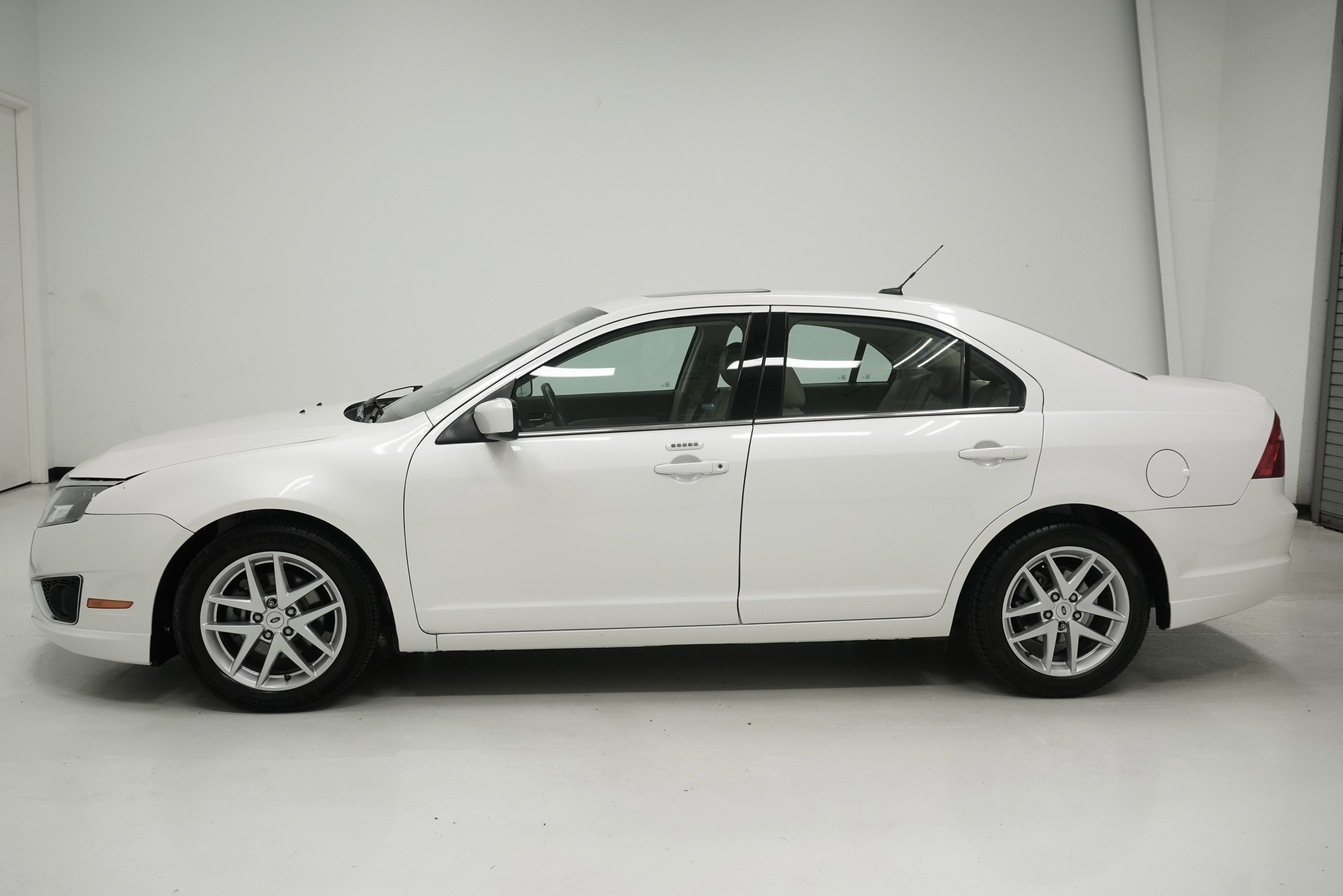 Used 2012 Ford Fusion SEL FWD image 6
