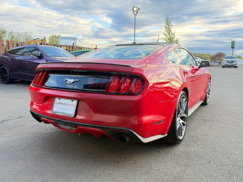 Used 2017 Ford Mustang Premium image 5