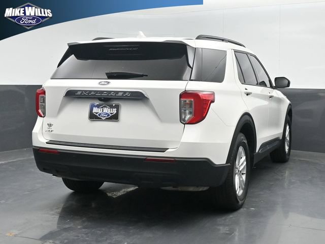 Used 2024 Ford Explorer XLT image 7