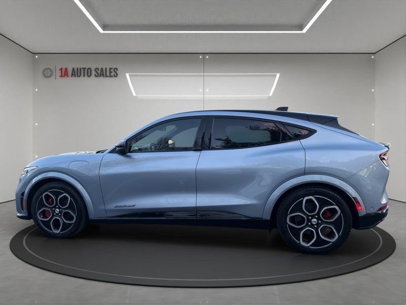 Used 2022 Ford Mustang Mach-E GT image 2