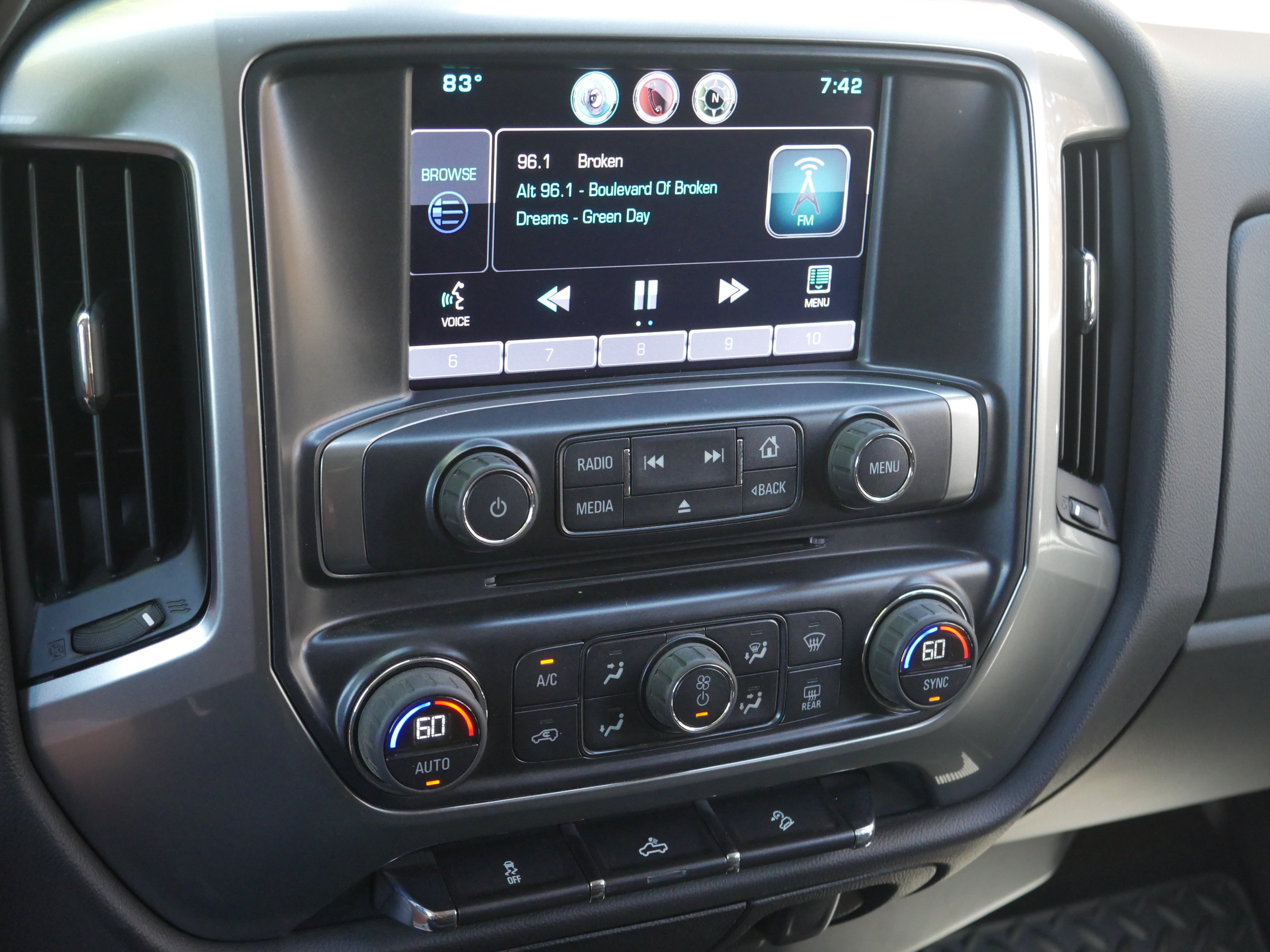 Used 2015 Chevrolet Silverado 1500 LT w/ All Star Edition AWD/4WD image 10