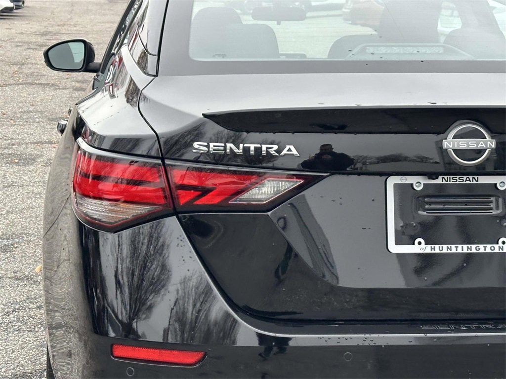 Certified 2025 Nissan Sentra SR image 12