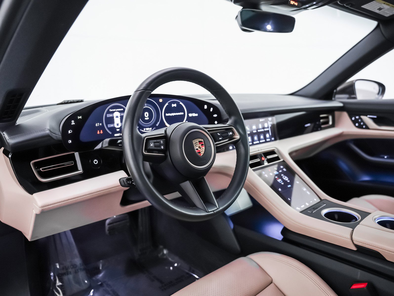 Certified 2022 Porsche Taycan 4S image 4