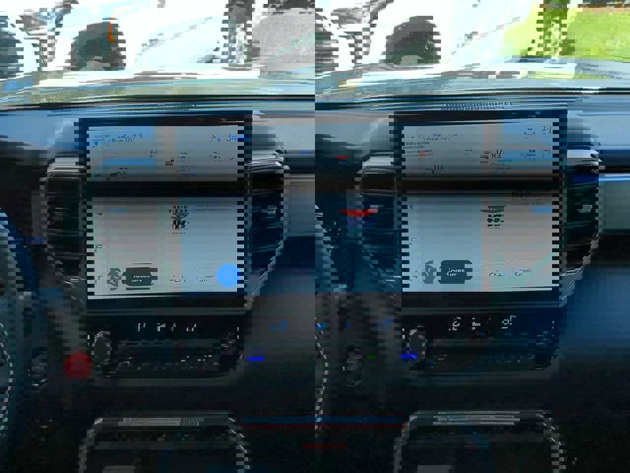 New 2026 Toyota Tundra Limited image 17