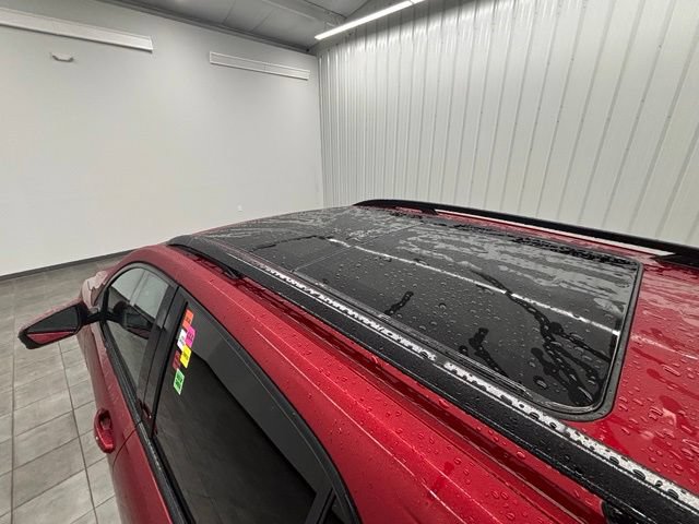 Used 2023 Chevrolet Equinox RS w/ RS Leather Package AWD/4WD image 8