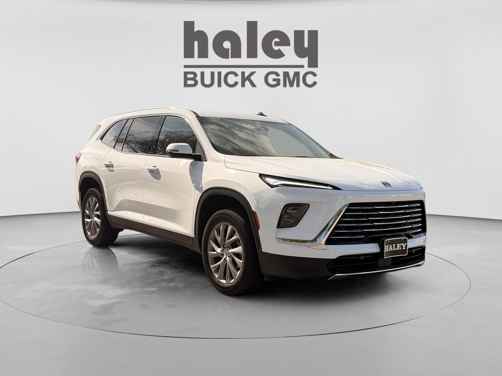 Used 2025 Buick Enclave Preferred image 7