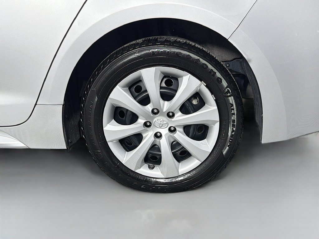 Used 2024 Toyota Corolla LE FWD image 28