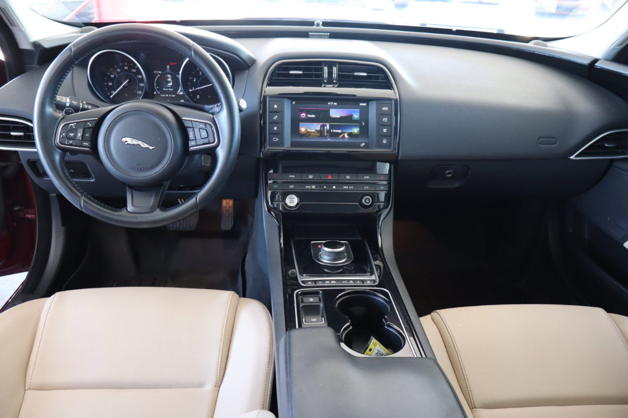 Used 2017 Jaguar XE image 16